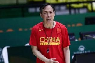要冷静……中国队丢掉第二球韩佳奇与王振澳激烈争论